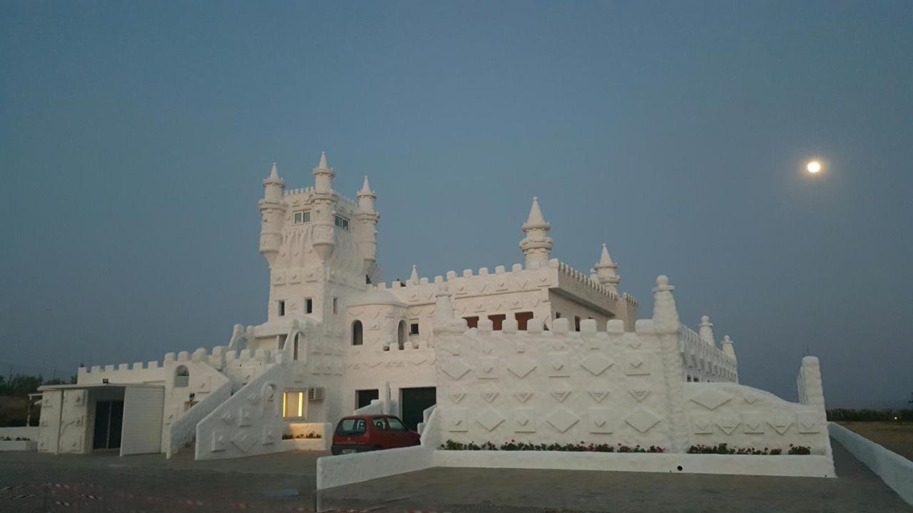 Snow White Castle Apartment Kiotari Exterior foto